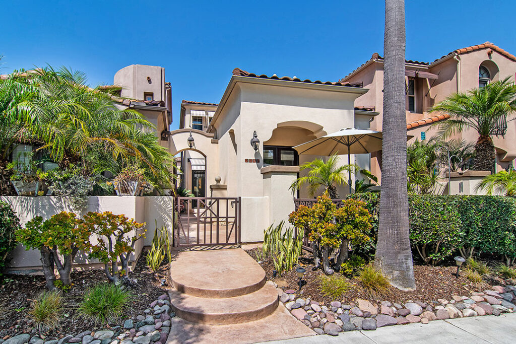 San Diego Real Estate | 2080 Historic Decatur