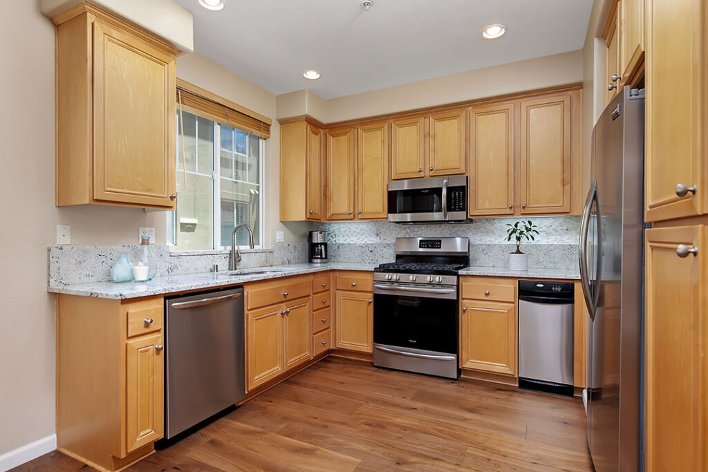 San Diego Real Estate | 2778 Farragut 96