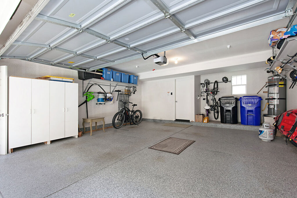 San Diego Real Estate | 2740 E Evans 11