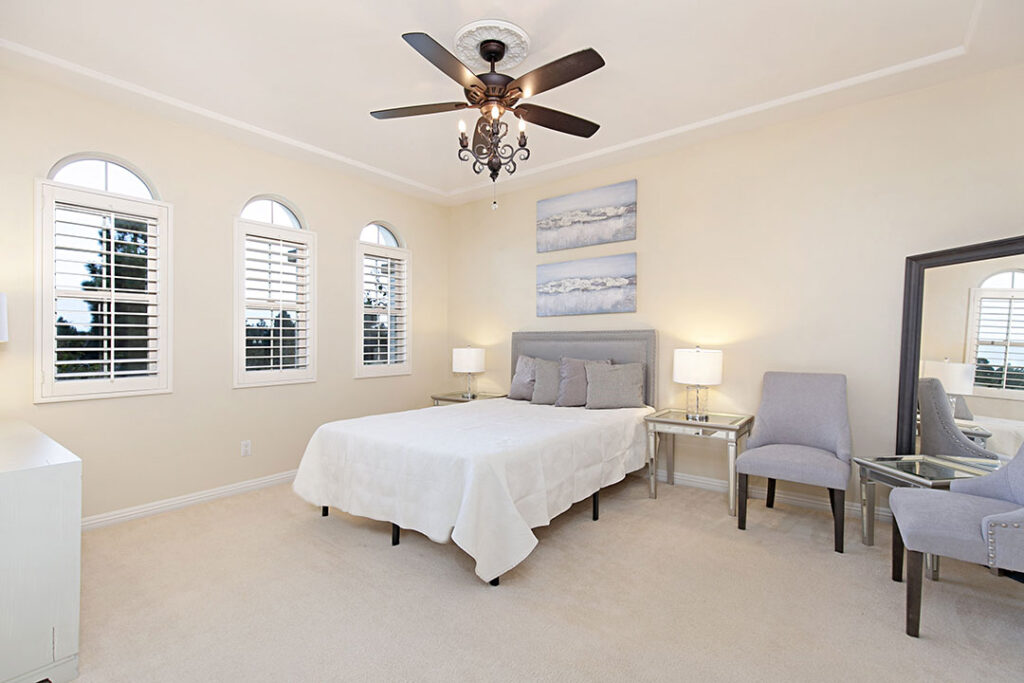 San Diego Real Estate | 2883 Farragut