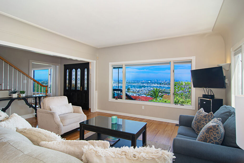 San Diego Real Estate | 662 Rosecrans