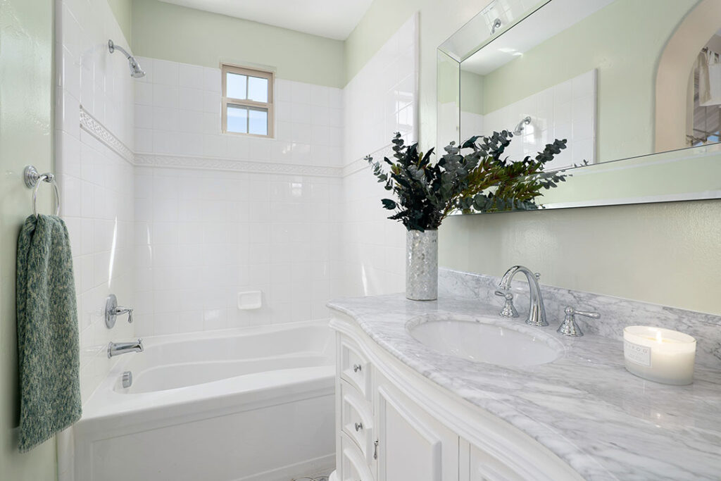 San Diego Real Estate | 2731 E Evans