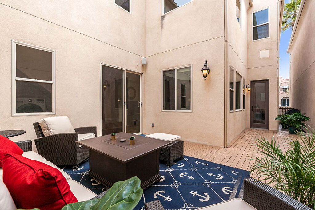 San Diego Real Estate | 2759 E Bainbridge