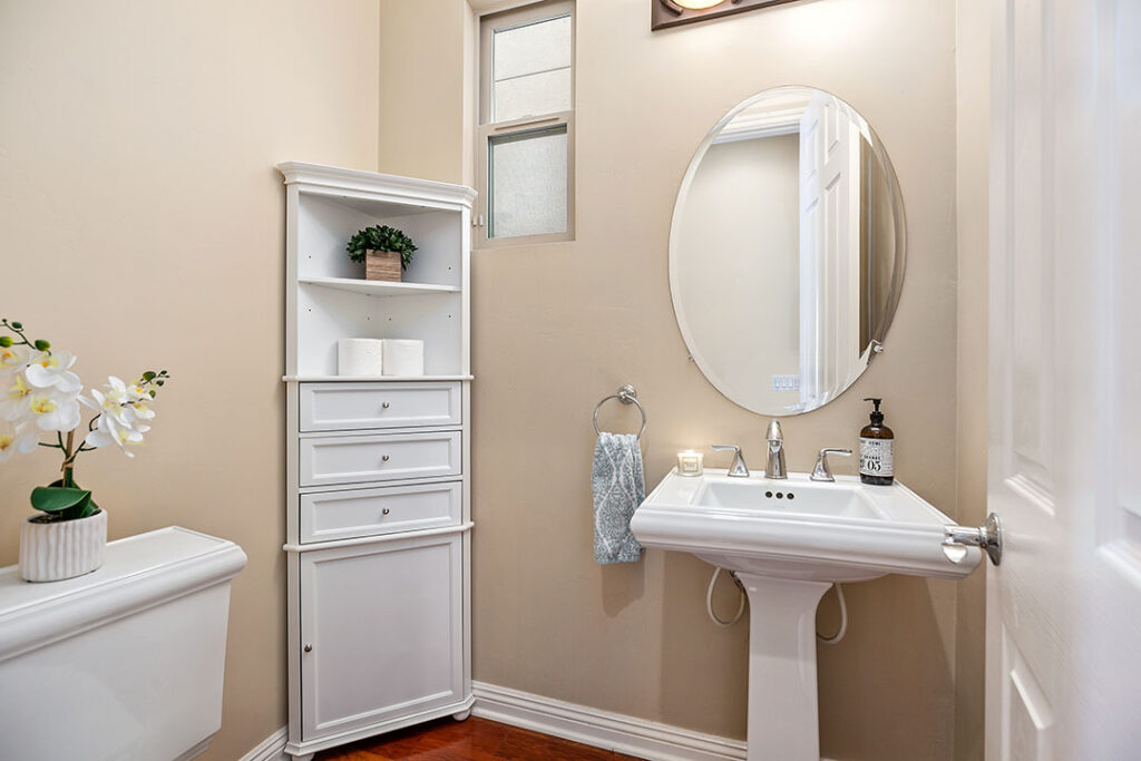 San Diego Real Estate | 2759 E Bainbridge