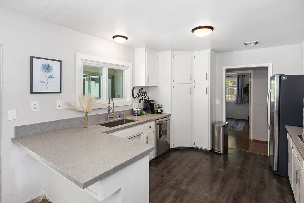 San Diego Real Estate | 2260 Rosecrans