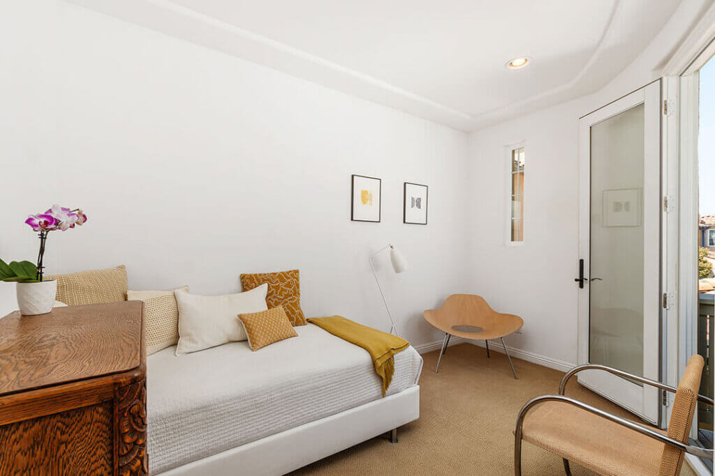 San Diego Real Estate | 2717 E Bainbridge