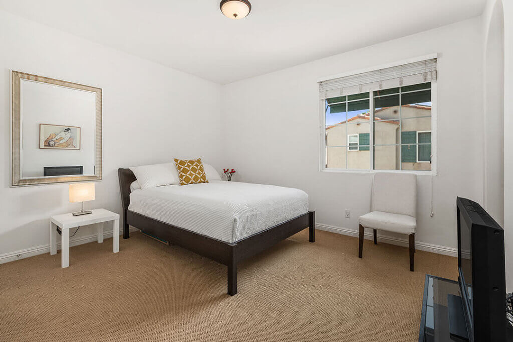 San Diego Real Estate | 2717 E Bainbridge